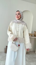 Mono Kürklü Hırka - Krem - Görsel 6