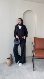 Pola Hırka - Siyah - Görsel 2