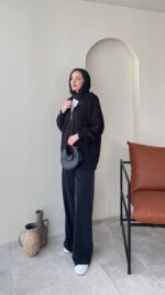 Pola Hırka - Siyah - Görsel 3