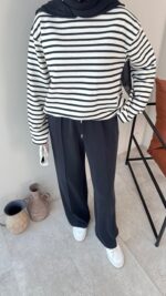 Esen Çizgili Sweat - Siyah - Görsel 4