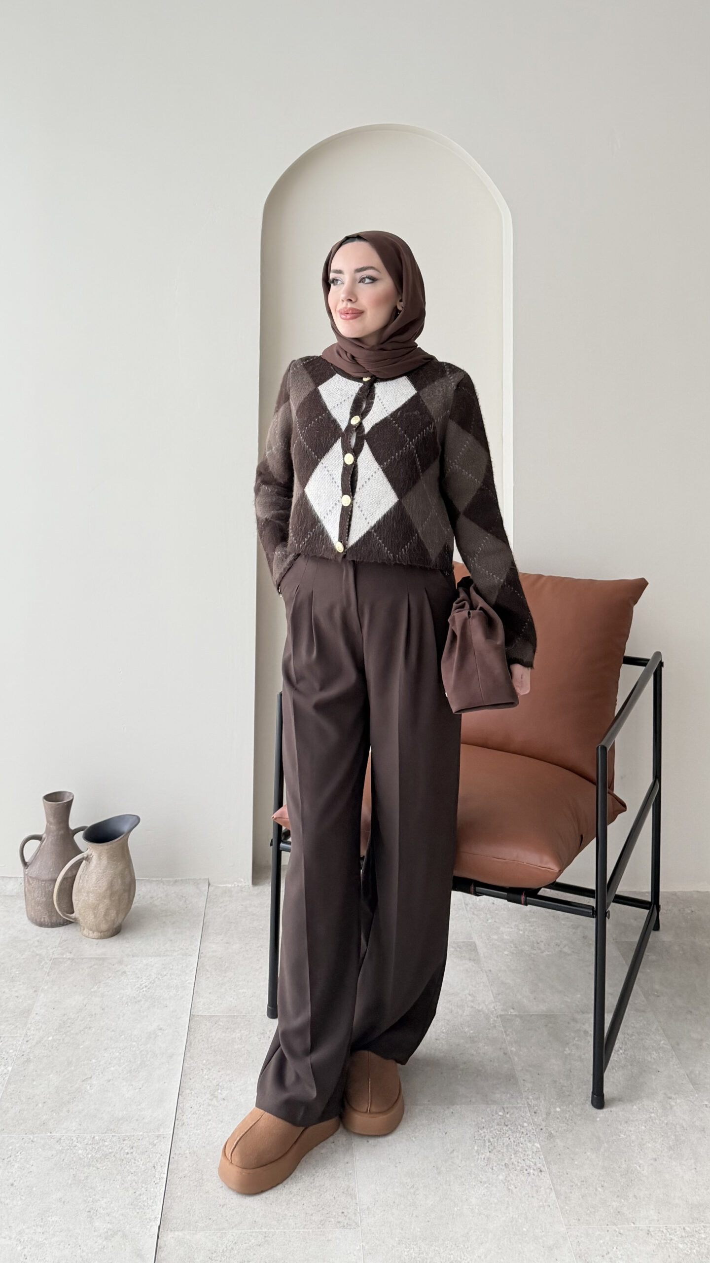 1765186219_0_69369aab04239.jpg Baklava Desen Triko Hırka - Kahve - Görsel 1