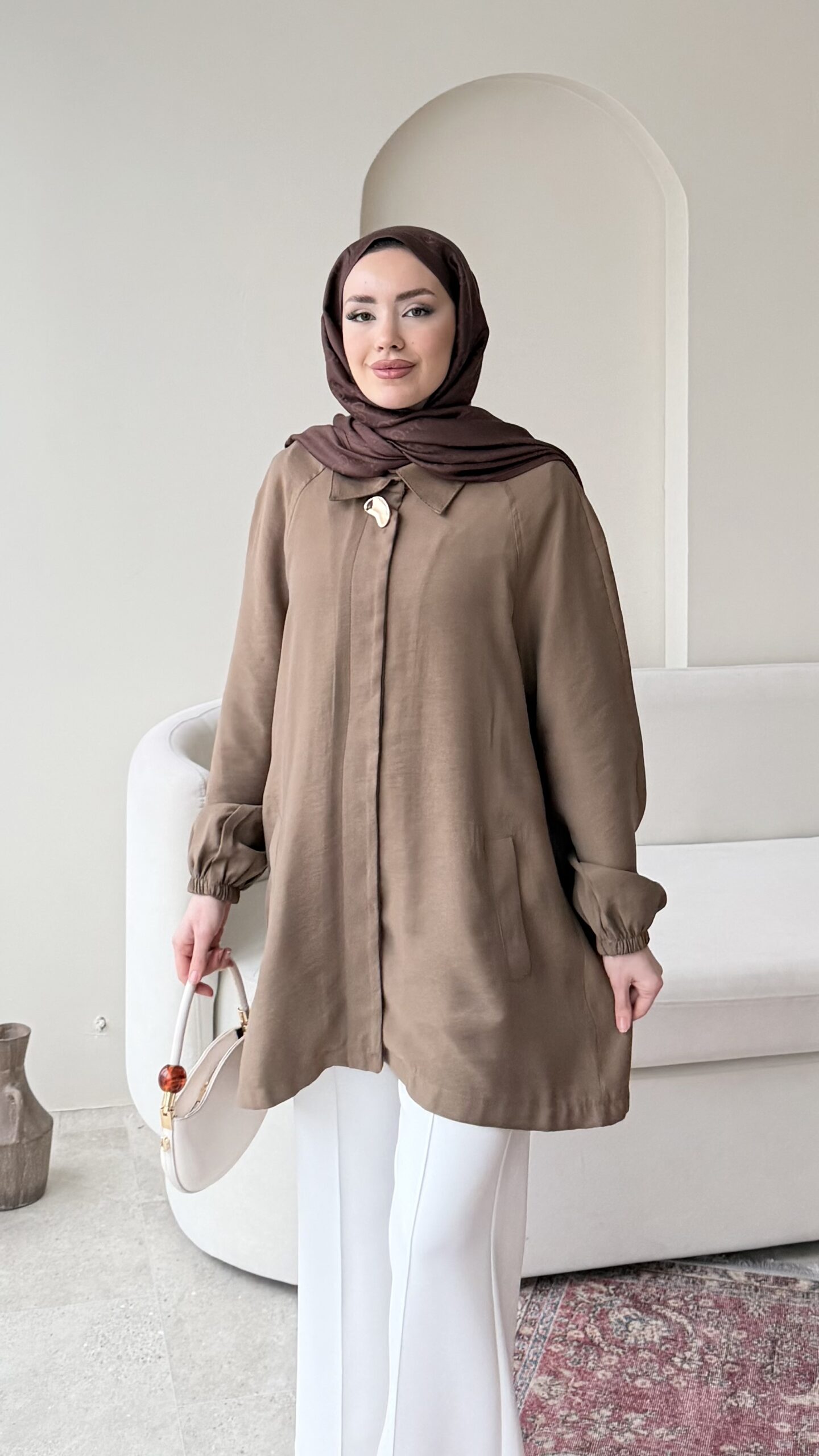 1771533210_0_6997739a3d9a4.jpeg Melly Modal Gömlek - Camel - Görsel 1