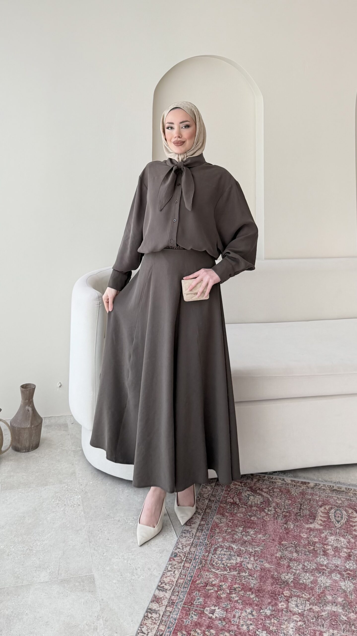 1771618215_0_6998bfa730288.jpeg Vela Modal Takım - Kahve - Görsel 1