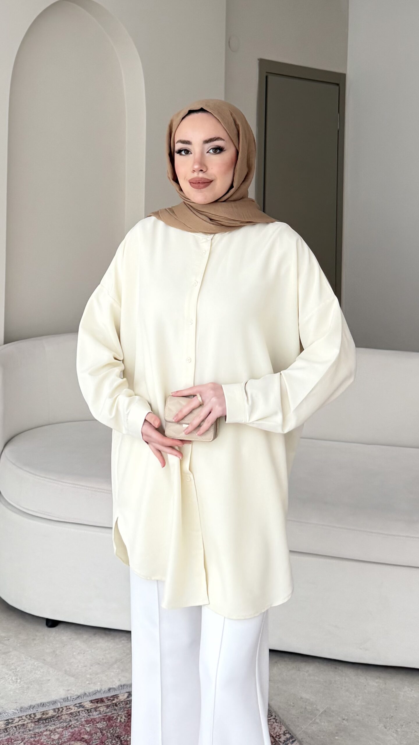 1771880579_0_699cc08394946.jpeg Merli Gömlek - Sarı - Görsel 1